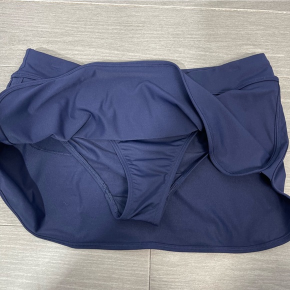 Athleta Tidal Swim Skirt in Ress Blue Size S P 405807 Beach Skort Tennis Golf - Picture 9 of 16